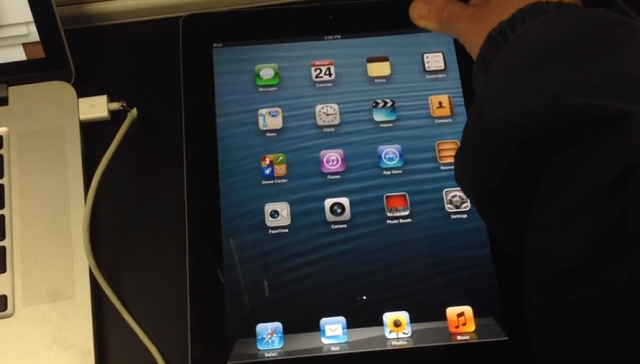 Winocm продемонстрировал загрузку iOS 5.1, iOS 6.1.3 и iOS 7.0.6 на одном iPad