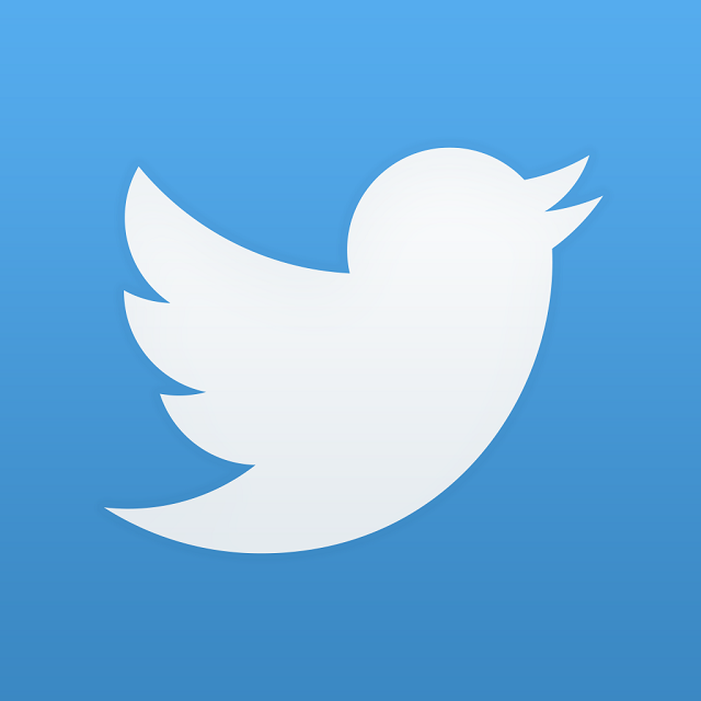 Новый Twitter для iOS позволяет отмечать пользователей на снимках