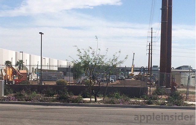 В Интернете опубликованы фотографии завода Apple по изготовлению сапфировых стекол