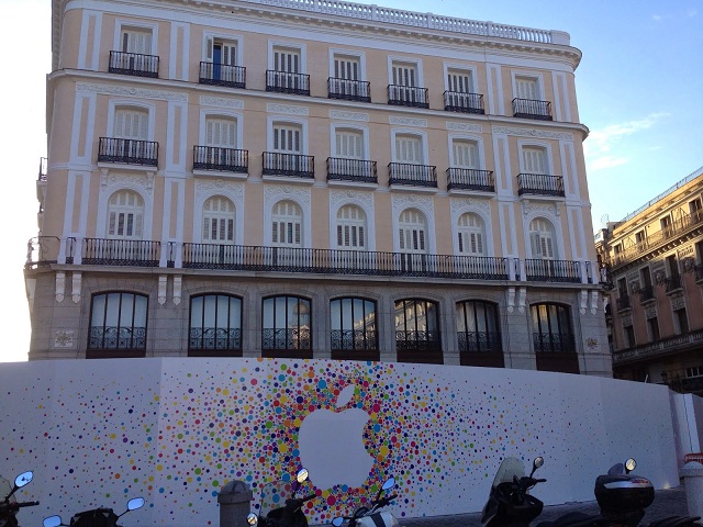 Apple Store откроется на главной площади Мадрида в июне