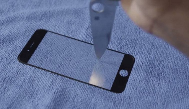 Сапфировое стекло в будущем будет защищать дисплей MacBook