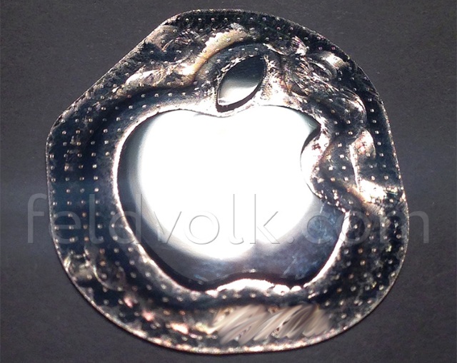 Apple начнет применять «жидкий металл» уже в iPhone 6