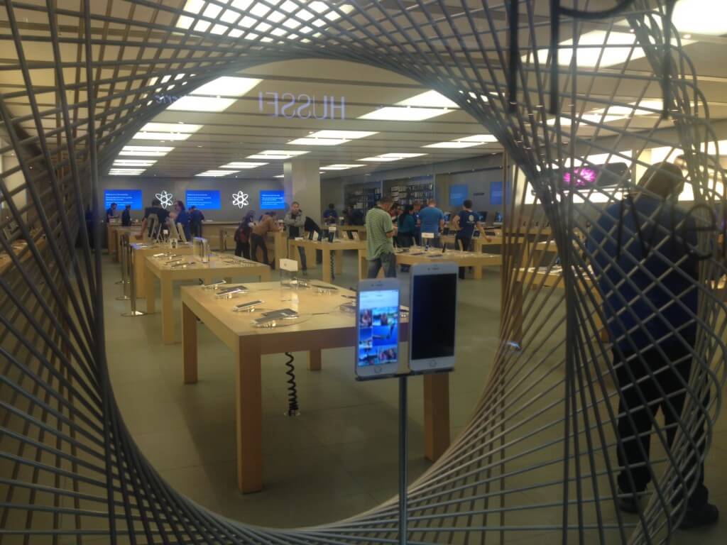 Apple Store iPhone 6 Munich Germany