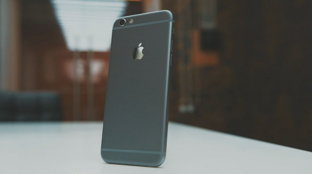 Первый обзор настоящего iPhone 6 появился на YouTube
