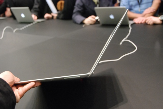 12-дюймовые MacBook Air начнут выпускать в 2015 году
