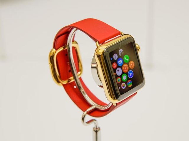 Сборка Apple Watch начнется в январе