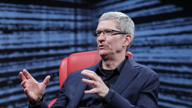 Сотрудники Apple видят в Тиме Куке настоящего лидера