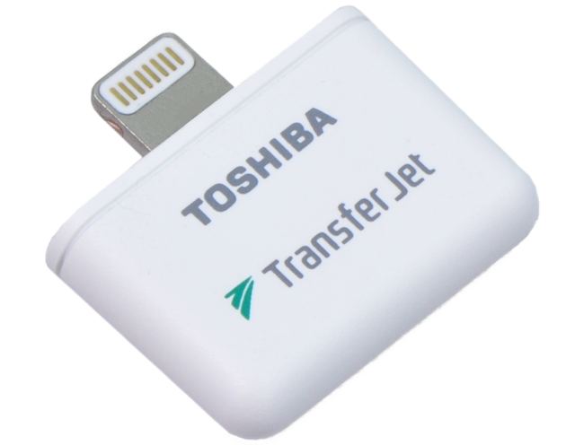 Toshiba выпустила первый адаптер TransferJet для iPhone, iPad и iPod Touch