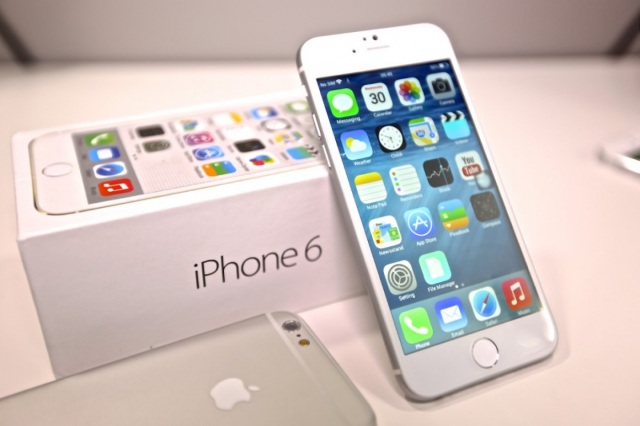 Прогноз: Apple продала 69 млн iPhone в IV квартале 2014 года