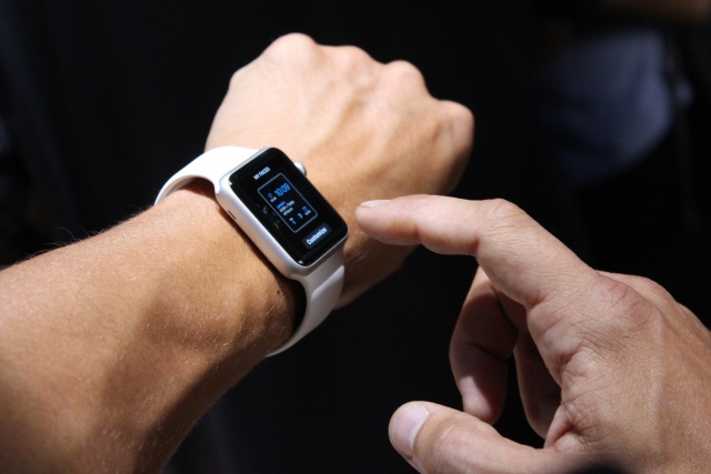 Батарея Apple Watch будет далека от идеала