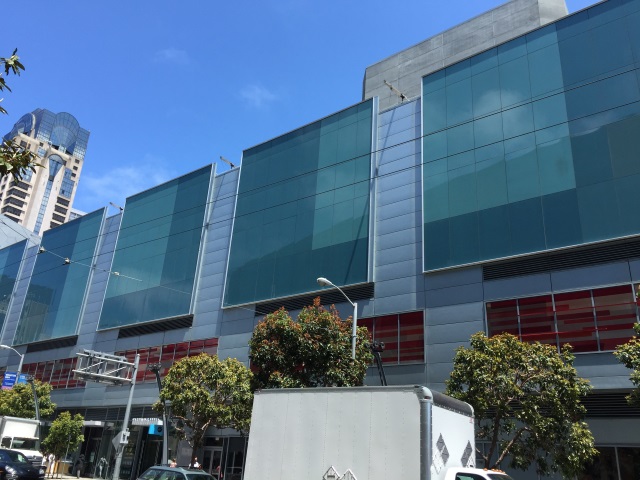Apple начала подготовку выставочного центра Moscone West к WWDC 2015
