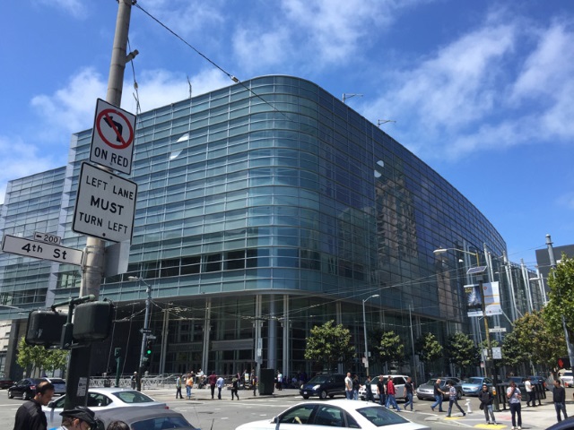 Apple начала подготовку выставочного центра Moscone West к WWDC 2015