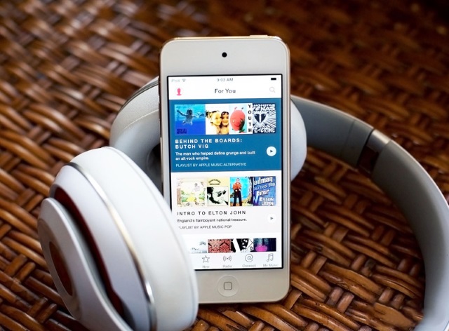 Пользователи: Apple Music работает на уровне бета-релиза