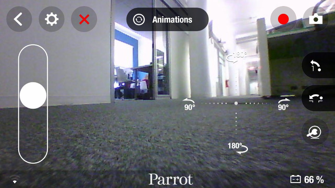 Parrot Jumping Sumo управляется с iPhone и iPad