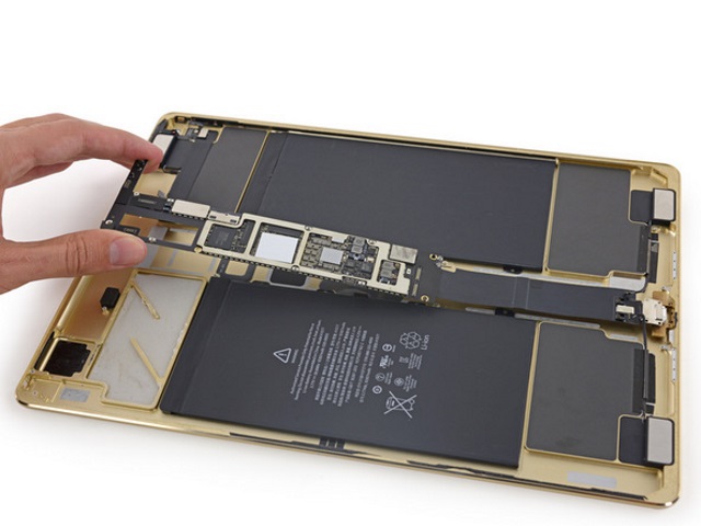 iFixit оценили ремонтопригодность iPad Pro в 3 балла из 10