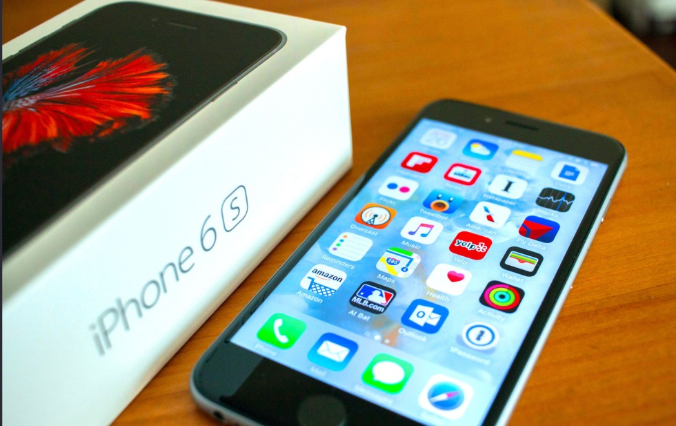 ФАС возбудила дело против Apple из-за цен на iPhone в России