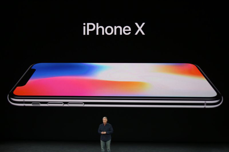 Apple презентовала iPhone X