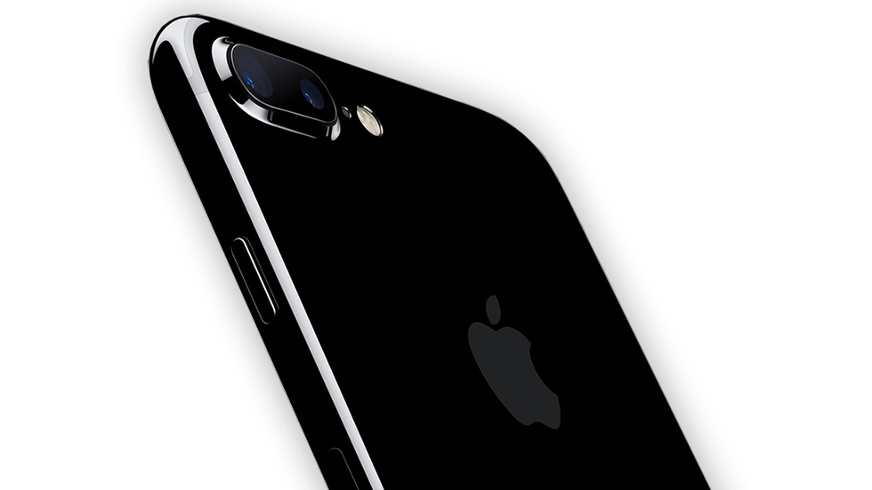 В России случился обвал цен на iPhone 7 Plus в цвете «черный оникс»