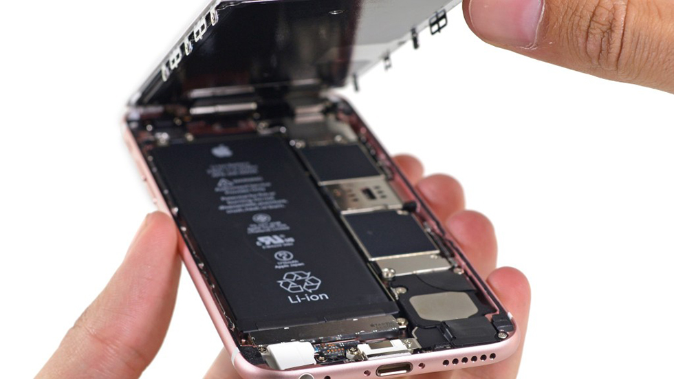 Каждый обратившийся в сервисный центр Apple владелец iPhone имеет шанс получить новый смартфон