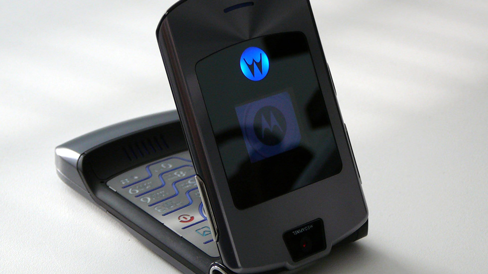 Motorola возродит культовый RAZR V3