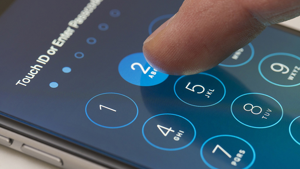 Взломавшие все модели iPhone разработчики отказались рассказывать Apple детали метода