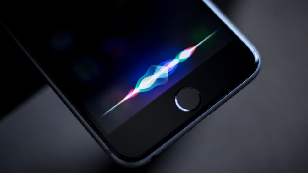 Apple научит Siri отвечать на входящие звонки