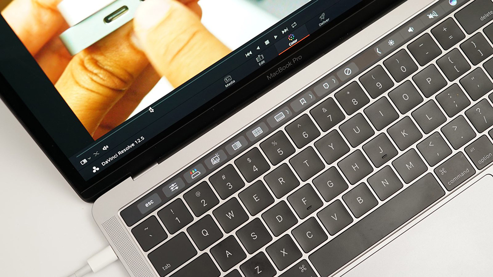 Клавиатуры новых MacBook Pro ломаются в два раза чаще старых