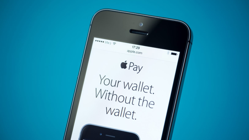 Платежный сервис Apple Pay заработал на территории Украины