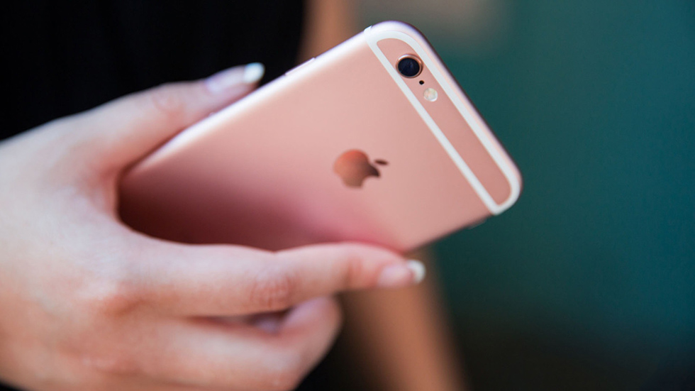 «Связной» сделал приятные скидки на iPhone, Xiaomi и Honor в рамках акции «Легкие выходные»