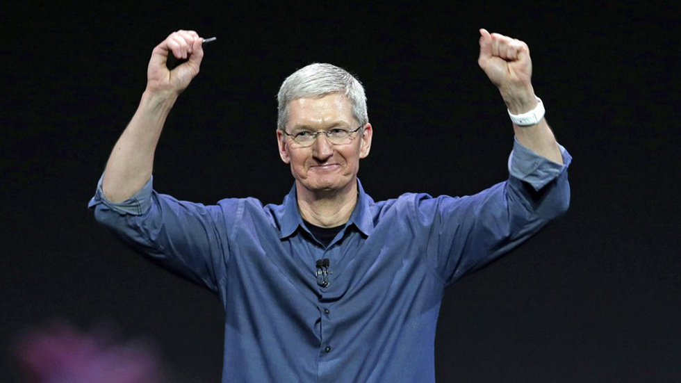 Apple подарила Тиму Куку 121 млн долларов за отличную работу