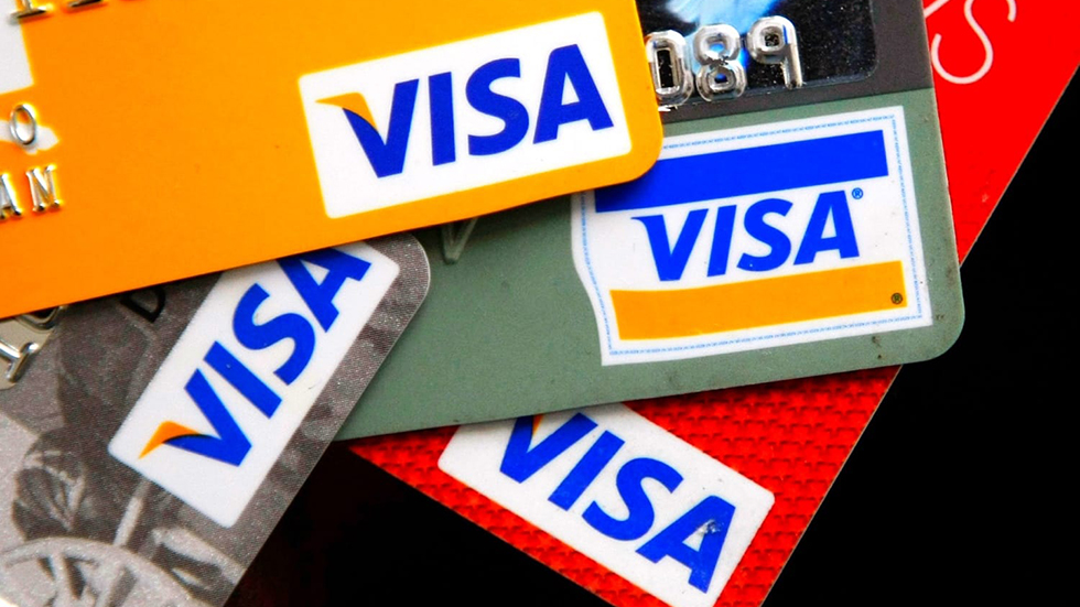 Visa и MasterCard разрешили россиянам переводить деньги по номеру телефона с комиссией и ограничениями