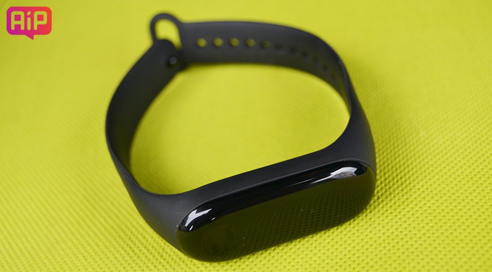 Apple Watch внезапно уступили носимым гаджетам Xiaomi по продажам