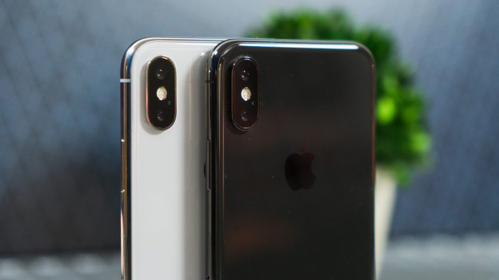 iPhone XS и iPhone XR рискуют подешеветь из-за низких продаж