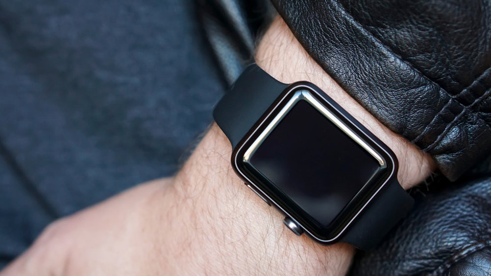 Apple бесплатно меняет некоторые старые Apple Watch на новые вместо починки
