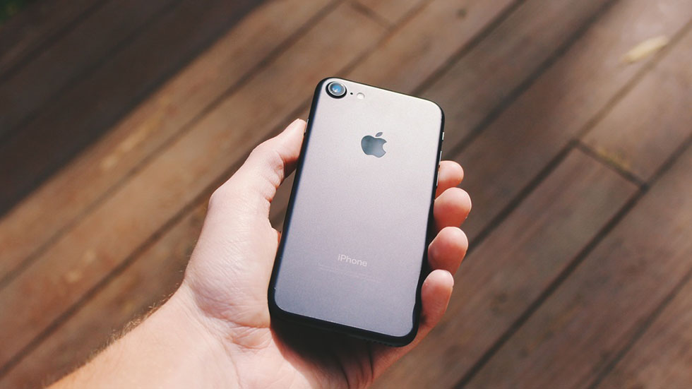 «Связной» временно продает ряд iPhone по сниженным ценам