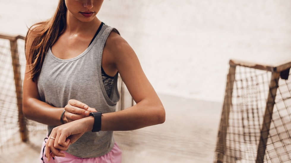 Apple Watch 3 Nike+ прилично упали в цене на распродаже Tmall