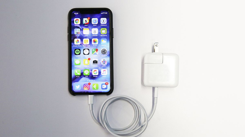 iPhone 11 «скорее всего» получит быструю зарядку в комплекте