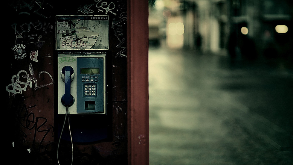 «iPhone не нужен». Россияне смогут бесплатно звонить с любых уличных таксофонов
